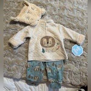 Lion Baby Outfit with Hat